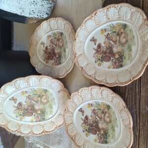 Cracker Barrel Easter Traditions Egg-shaped Bunny Rabbits Plates Set of 4